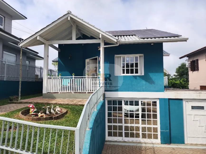 Casa com 5 quartos à venda, 159m2 em Nova Petropolis - RS - imagem 2 Foto 2 de Casa com 5 quartos à venda, 159m2 em Nova Petropolis - RS