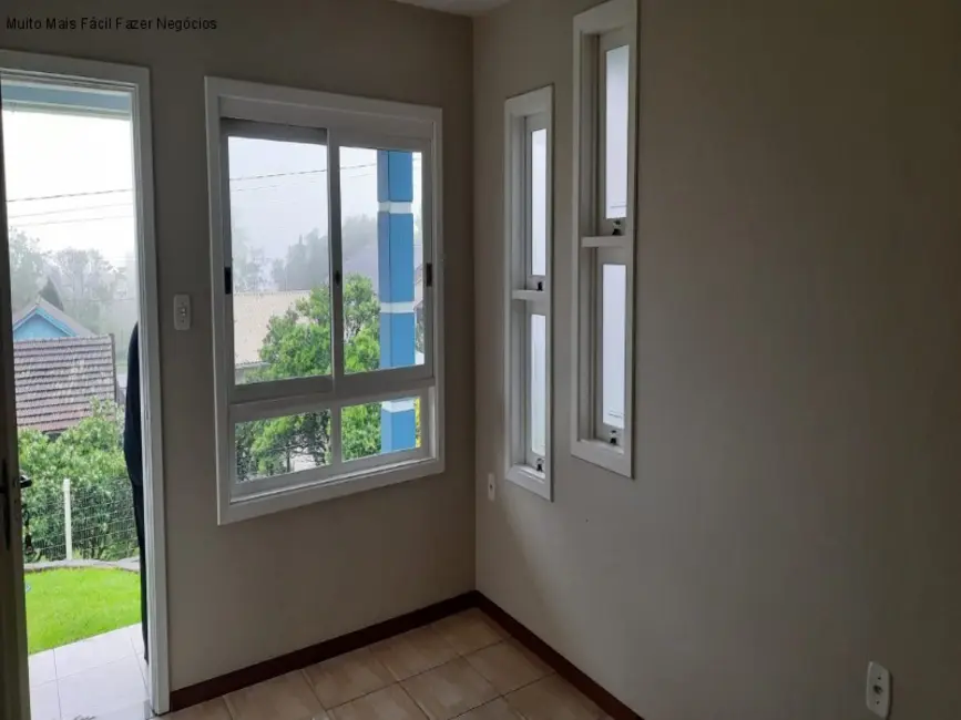 Foto 4 de Casa com 2 quartos à venda e para alugar, 64m2 em Nova Petropolis - RS