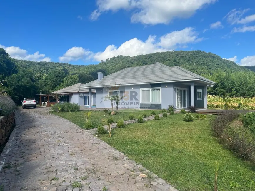 Sítio / Rancho com 3 quartos à venda, 127m2 em Nova Petropolis - RS - imagem 7 Foto 7 de Sítio / Rancho com 3 quartos à venda, 127m2 em Nova Petropolis - RS