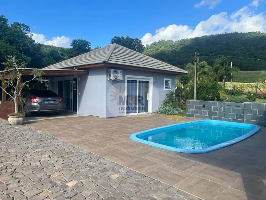 Sítio / Rancho com 3 quartos à venda, 127m2 em Nova Petropolis - RS - imagem 5 Foto 5 de Sítio / Rancho com 3 quartos à venda, 127m2 em Nova Petropolis - RS