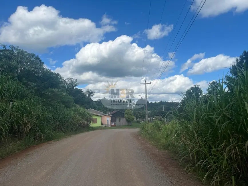 Foto 3 de Terreno / Lote à venda, 429m2 em Nova Petropolis - RS