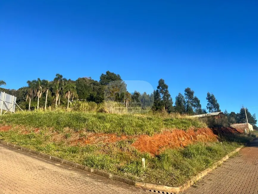 Foto 1 de Terreno / Lote à venda, 541m2 em Nova Petropolis - RS