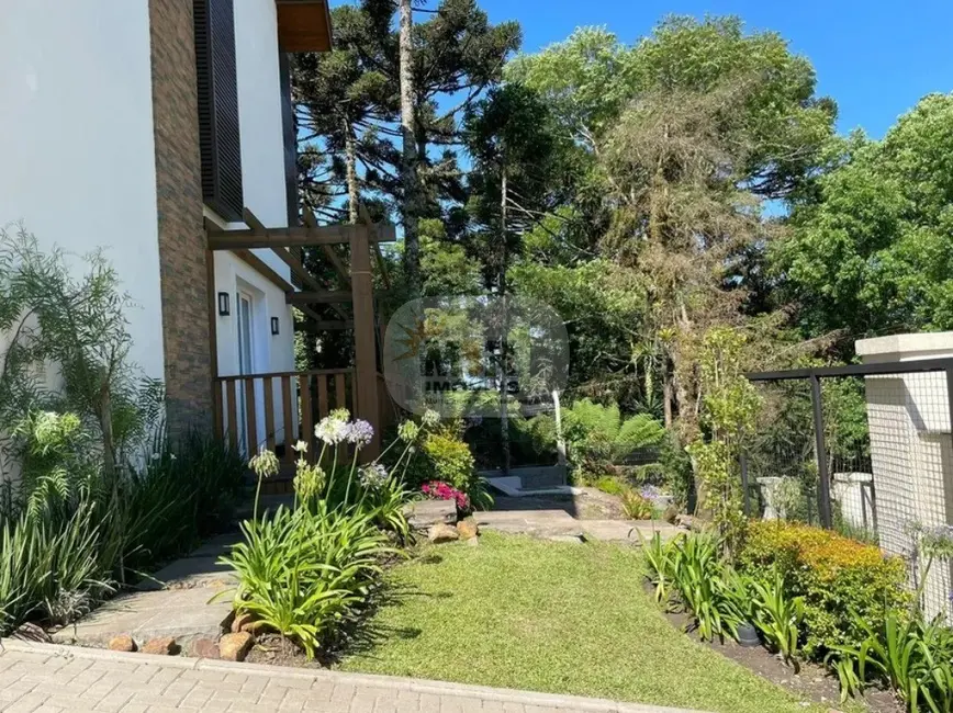 Casa de Condomínio com 3 quartos à venda, 143m2 em Canela - RS - imagem 2 Foto 2 de Casa de Condomínio com 3 quartos à venda, 143m2 em Canela - RS
