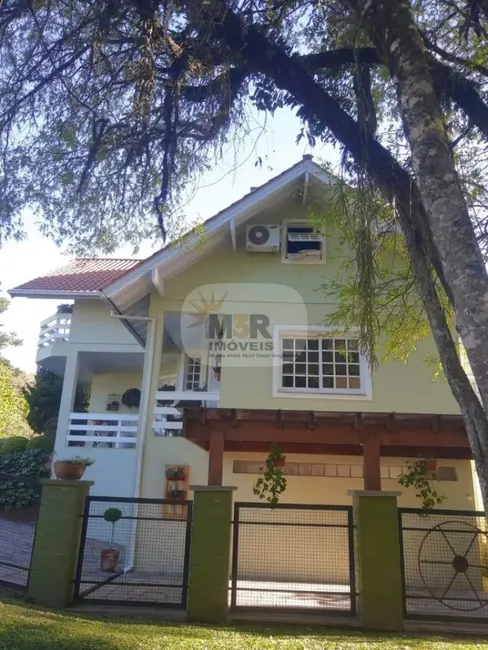 Casa com 4 quartos à venda, 246m2 em Nova Petropolis - RS - imagem 3 Foto 3 de Casa com 4 quartos à venda, 246m2 em Nova Petropolis - RS