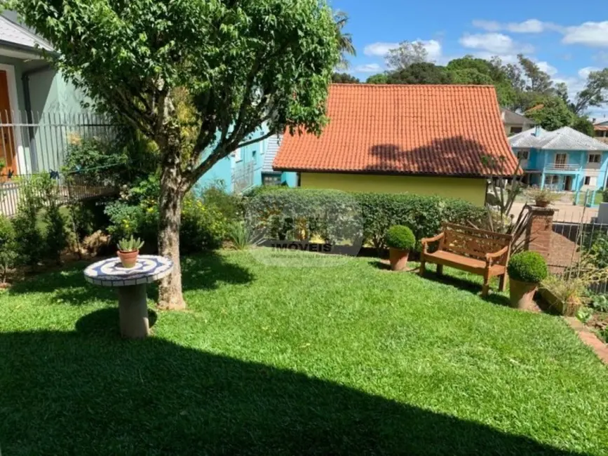 Casa com 4 quartos à venda, 246m2 em Nova Petropolis - RS - imagem 5 Foto 5 de Casa com 4 quartos à venda, 246m2 em Nova Petropolis - RS