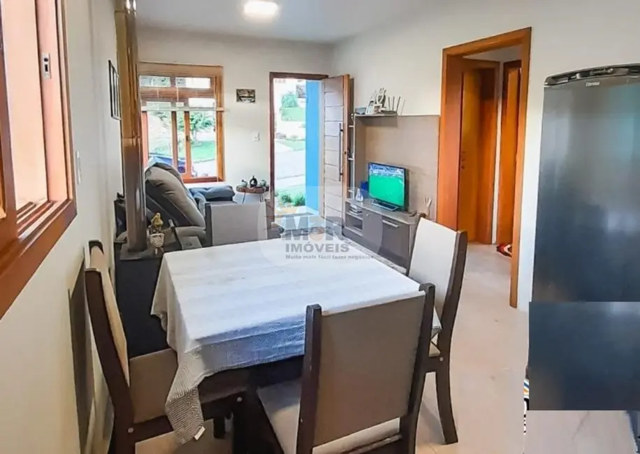 Foto 2 de Casa com 2 quartos à venda, 48m2 em Nova Petropolis - RS