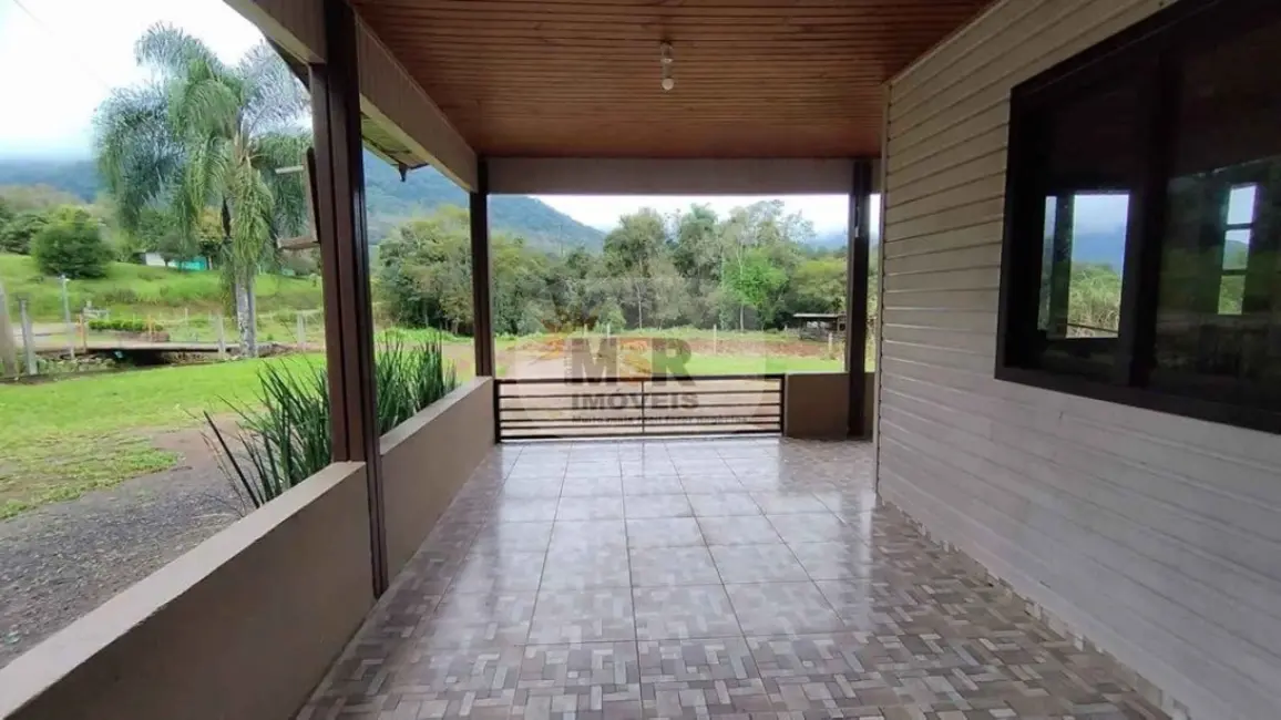 Foto 4 de Sítio / Rancho com 3 quartos à venda, 300m2 em Nova Petropolis - RS