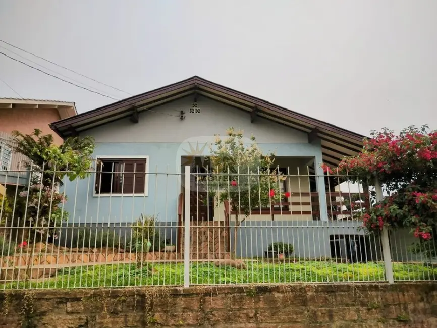 Foto 1 de Casa com 3 quartos à venda, 124m2 em Nova Petropolis - RS