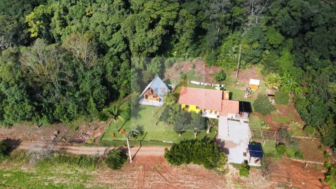 Foto 1 de Sítio / Rancho com 3 quartos à venda, 150m2 em Nova Petropolis - RS