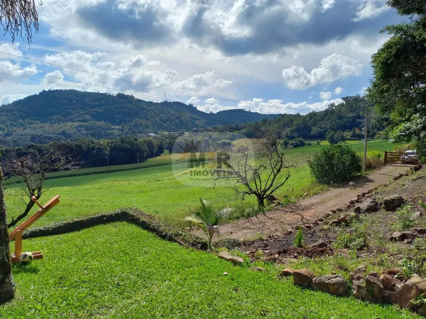 Sítio / Rancho com 3 quartos à venda, 150m2 em Nova Petropolis - RS - imagem 5 Foto 5 de Sítio / Rancho com 3 quartos à venda, 150m2 em Nova Petropolis - RS