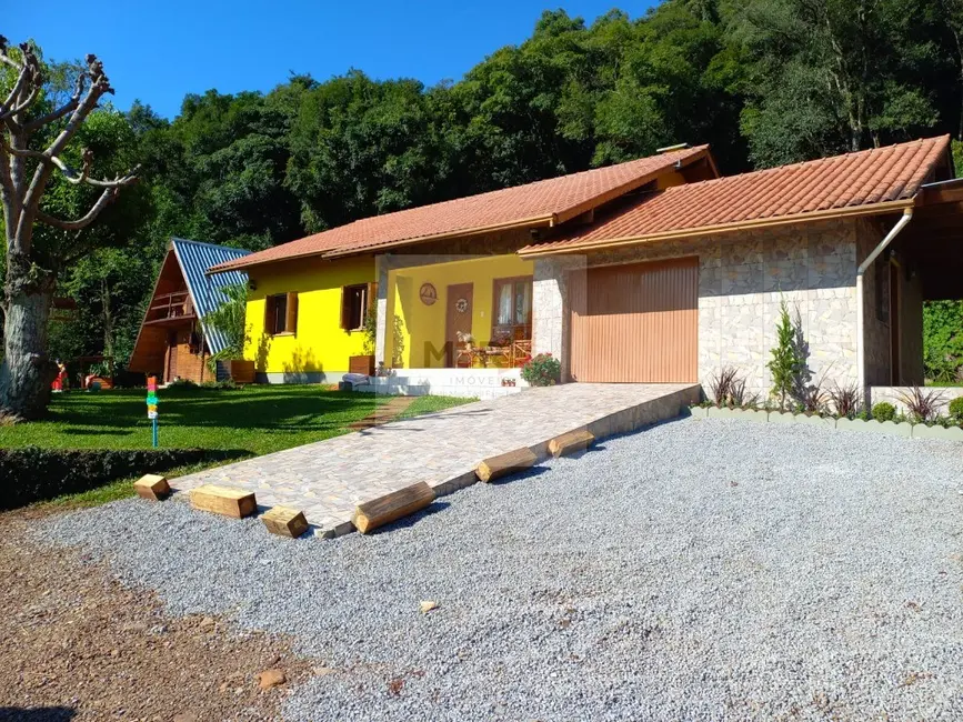 Foto 5 de Sítio / Rancho com 3 quartos à venda, 150m2 em Nova Petropolis - RS