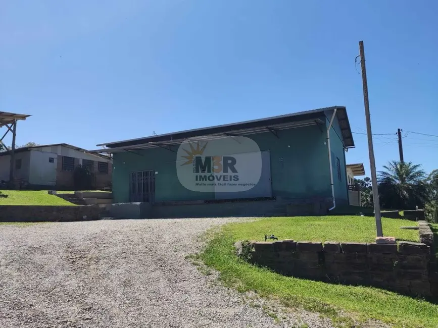 Armazém / Galpão para alugar, 150m2 em Nova Petropolis - RS - imagem 2 Foto 2 de Armazém / Galpão para alugar, 150m2 em Nova Petropolis - RS