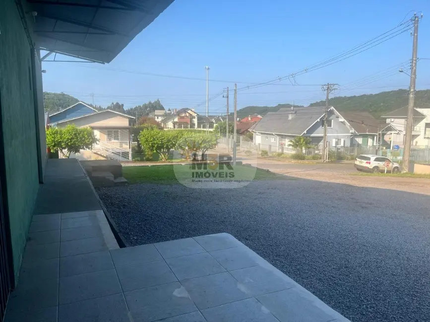 Armazém / Galpão para alugar, 150m2 em Nova Petropolis - RS - imagem 3 Foto 3 de Armazém / Galpão para alugar, 150m2 em Nova Petropolis - RS