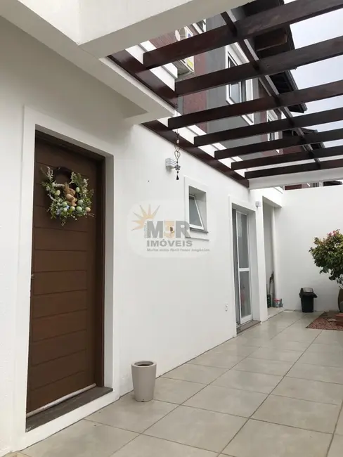 Casa de Condomínio com 2 quartos à venda, 72m2 em Nova Petropolis - RS - imagem 4 Foto 4 de Casa de Condomínio com 2 quartos à venda, 72m2 em Nova Petropolis - RS