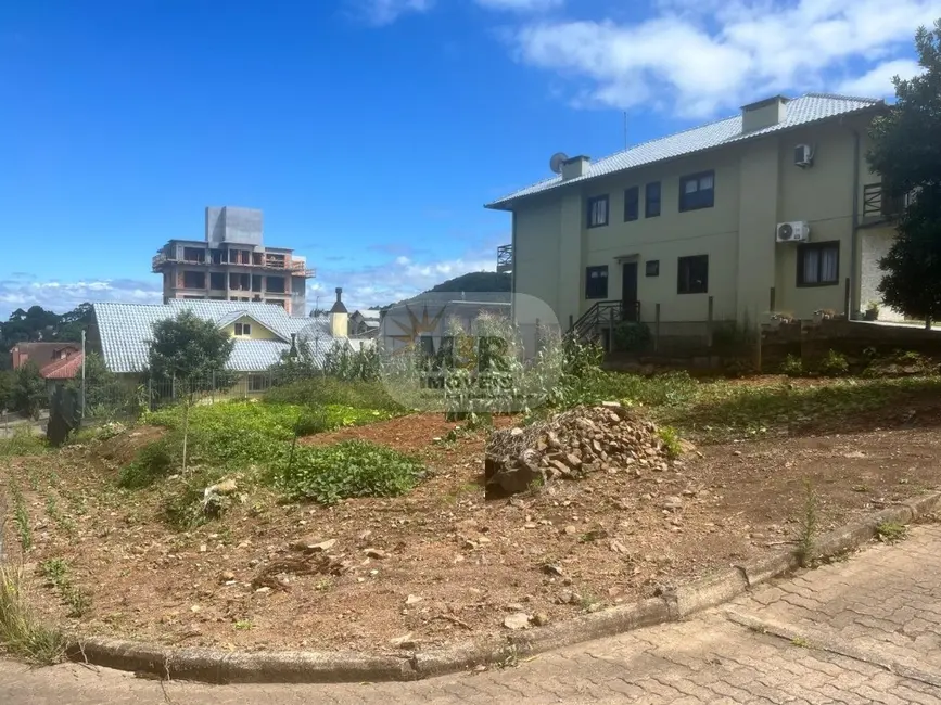 Foto 1 de Terreno / Lote à venda, 403m2 em Nova Petropolis - RS
