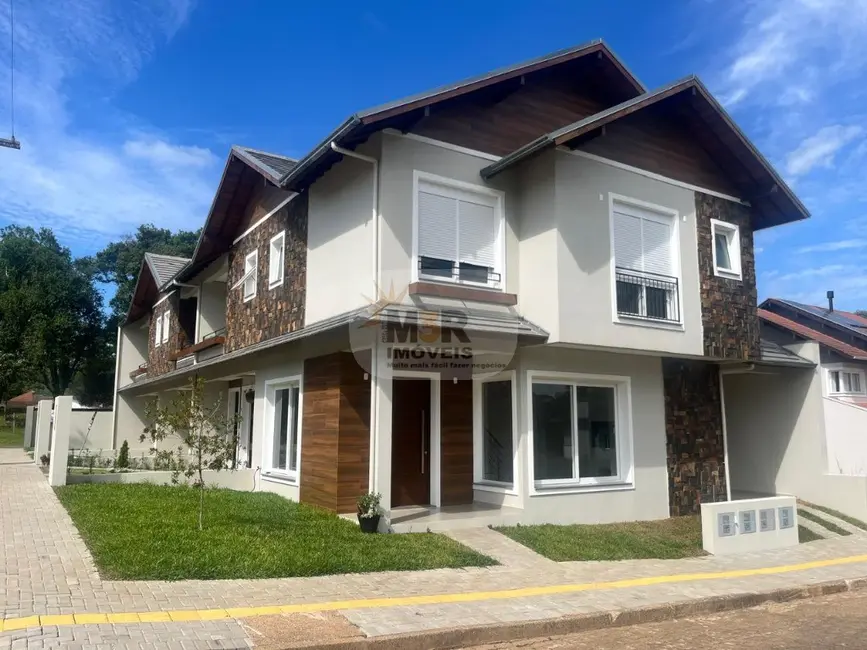 Foto 2 de Casa com 2 quartos à venda, 115m2 em Nova Petropolis - RS