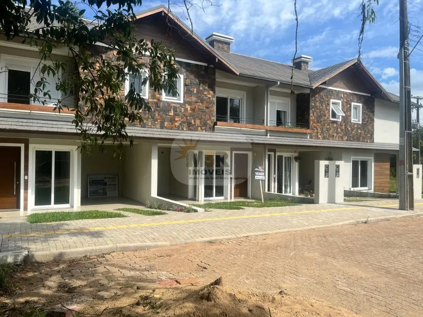 Foto 3 de Casa com 2 quartos à venda, 115m2 em Nova Petropolis - RS