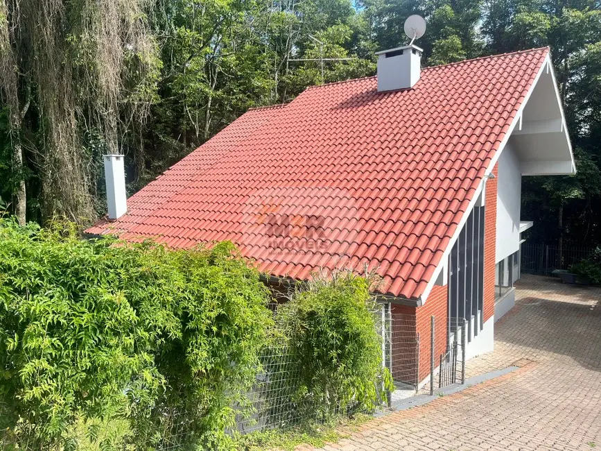 Casa com 5 quartos à venda, 390m2 em Nova Petropolis - RS - imagem 9 Foto 9 de Casa com 5 quartos à venda, 390m2 em Nova Petropolis - RS