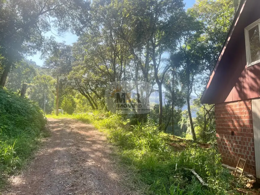 Sítio / Rancho com 1 quarto à venda e para alugar, 60m2 em Nova Petropolis - RS - imagem 3 Foto 3 de Sítio / Rancho com 1 quarto à venda e para alugar, 60m2 em Nova Petropolis - RS