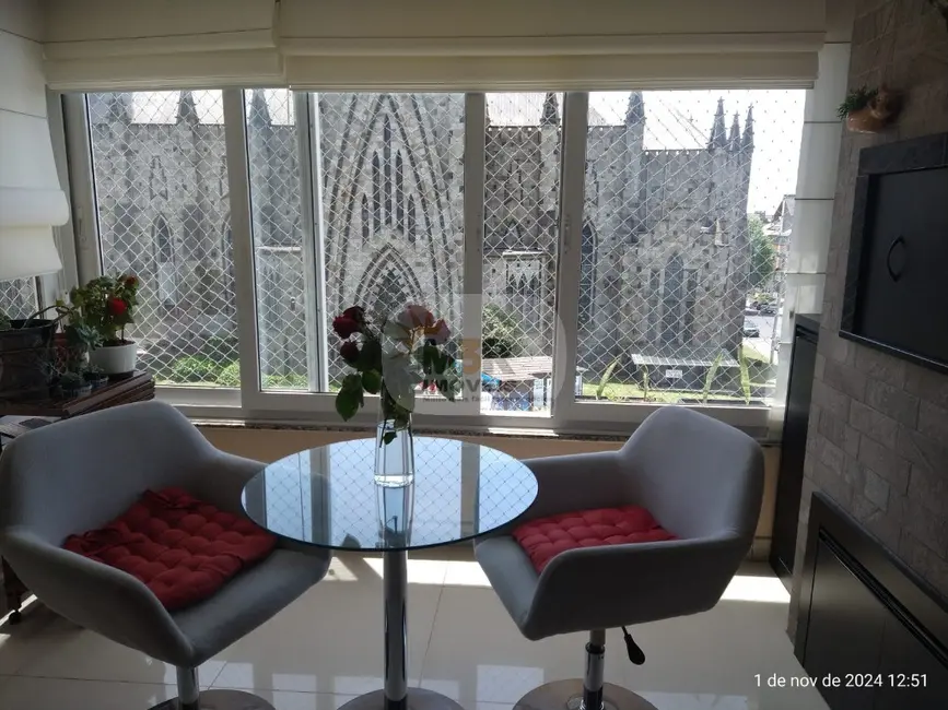 Foto 1 de Apartamento com 3 quartos à venda, 217m2 em Centro, Canela - RS