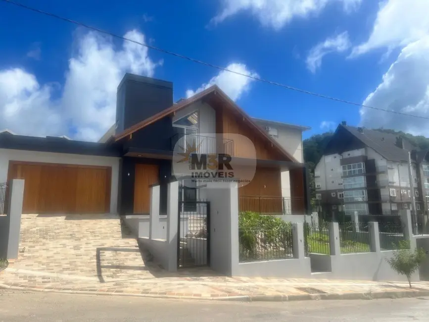 Foto 3 de Casa com 3 quartos à venda, 190m2 em Nova Petropolis - RS