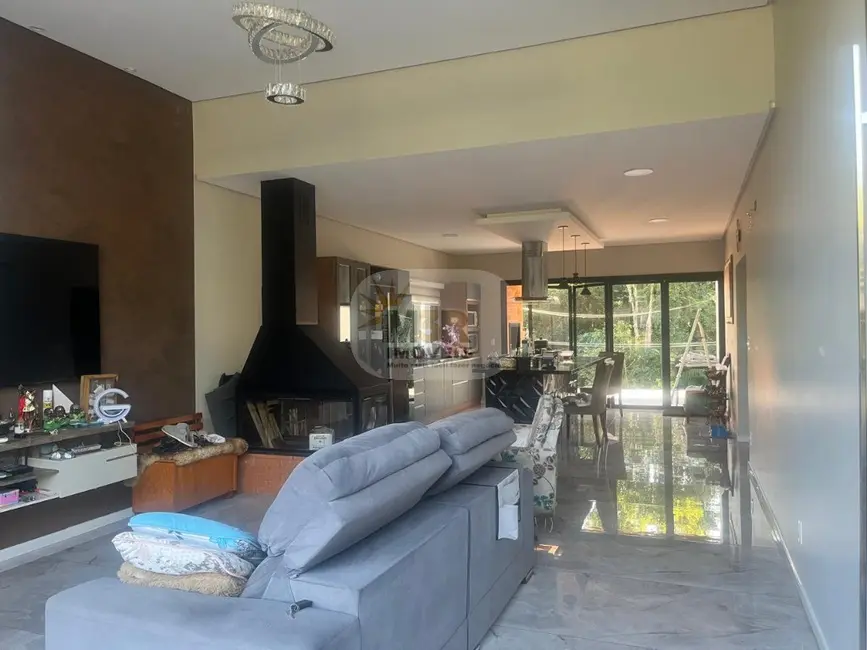 Casa com 3 quartos à venda, 161m2 em Nova Petropolis - RS - imagem 6 Foto 6 de Casa com 3 quartos à venda, 161m2 em Nova Petropolis - RS