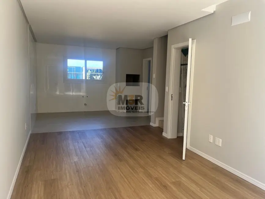 Foto 9 de Casa de Condomínio com 2 quartos à venda, 118m2 em Nova Petropolis - RS