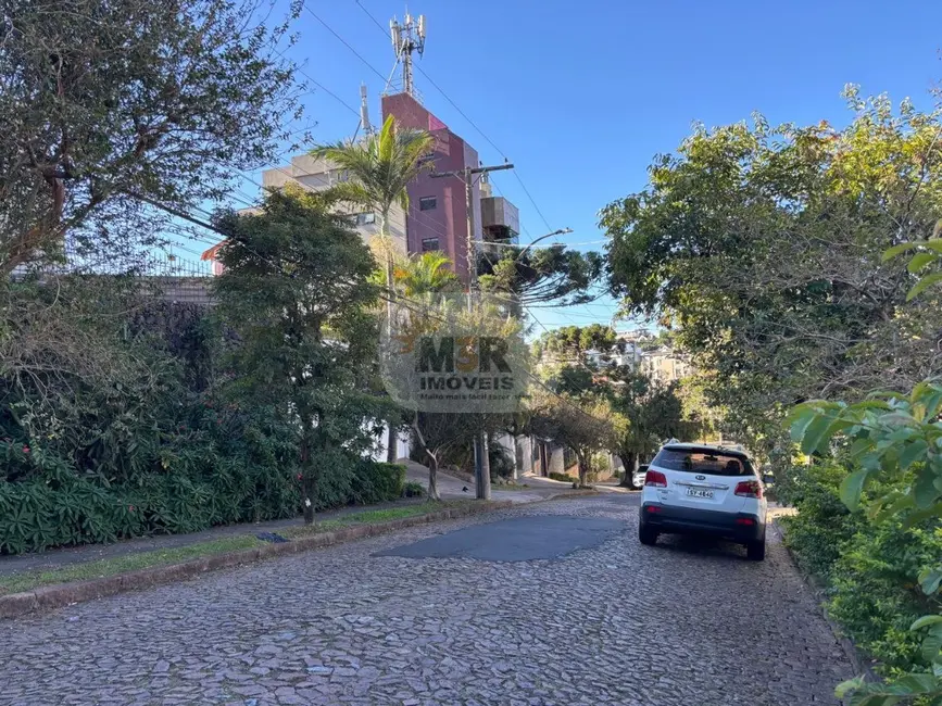 Foto 4 de Casa com 2 quartos à venda, 380m2 em Três Figueiras, Porto Alegre - RS