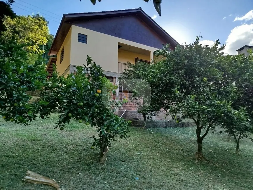 Casa com 3 quartos à venda, 108m2 em Picada Cafe - RS - imagem 6 Foto 6 de Casa com 3 quartos à venda, 108m2 em Picada Cafe - RS