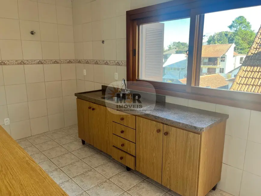 Apartamento com 2 quartos para alugar, 120m2 em Centro, Nova Petropolis - RS - imagem 4 Foto 4 de Apartamento com 2 quartos para alugar, 120m2 em Centro, Nova Petropolis - RS
