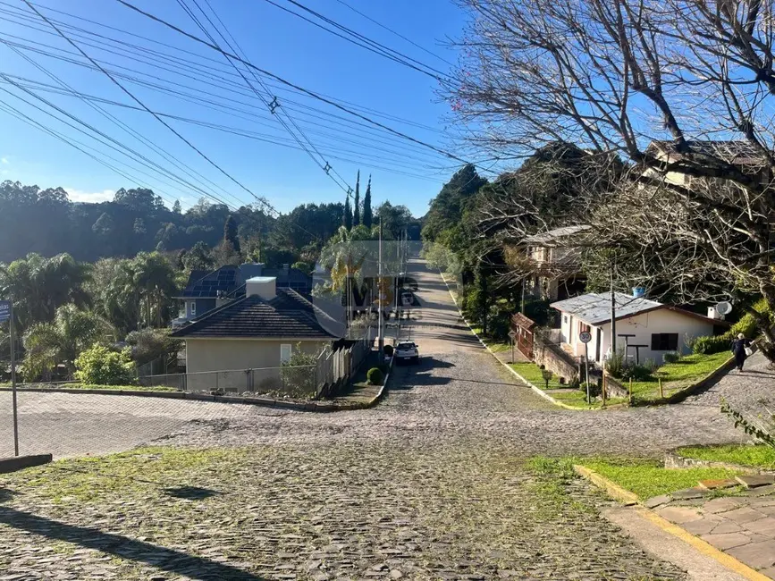 Terreno / Lote à venda, 911m2 em Nova Petropolis - RS - imagem 3 Foto 3 de Terreno / Lote à venda, 911m2 em Nova Petropolis - RS