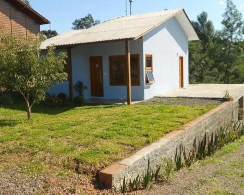 Foto 1 de Casa com 2 quartos à venda, 61m2 em Nova Petropolis - RS