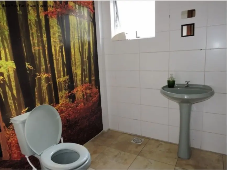 Sala Comercial para alugar, 200m2 em Centro, Nova Petropolis - RS - imagem 7 Foto 7 de Sala Comercial para alugar, 200m2 em Centro, Nova Petropolis - RS