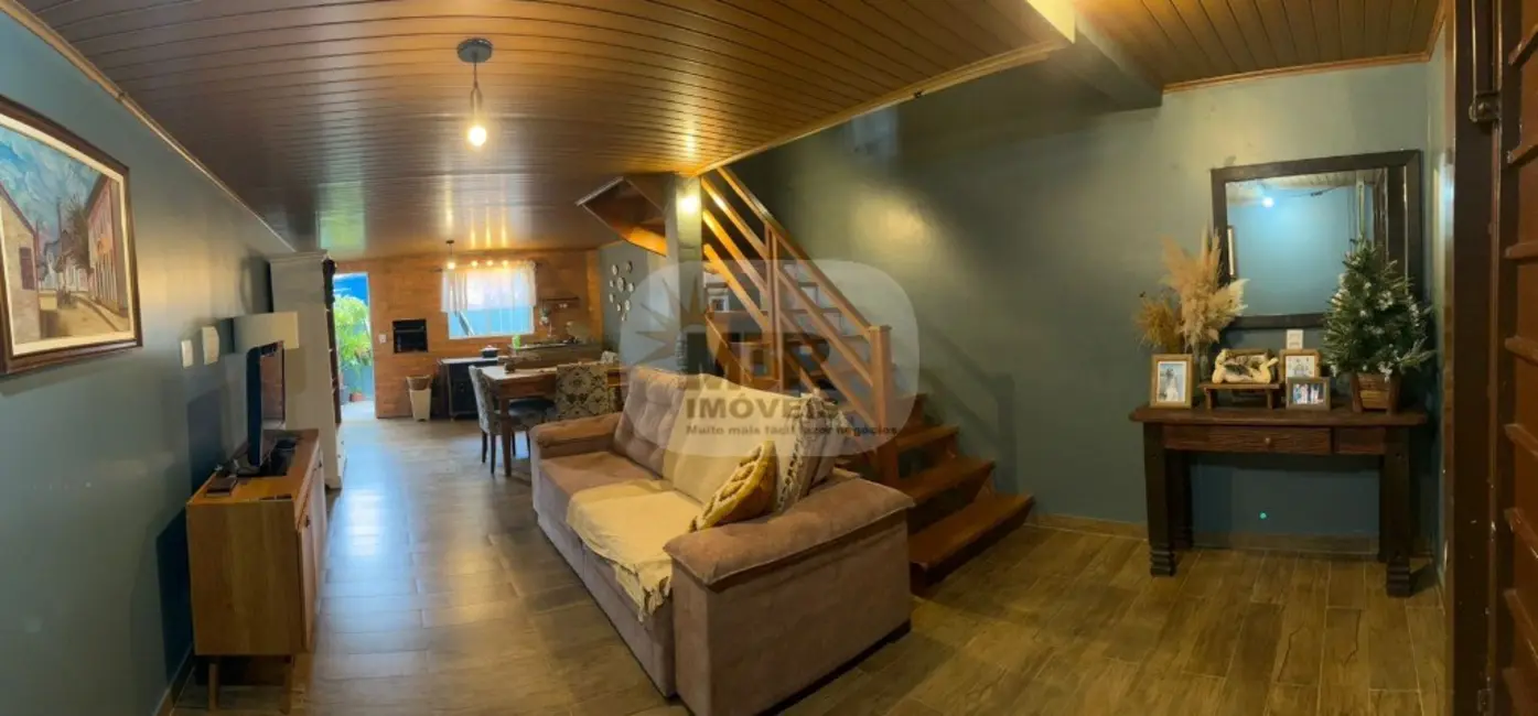 Foto 1 de Casa com 2 quartos à venda, 114m2 em Nova Petropolis - RS