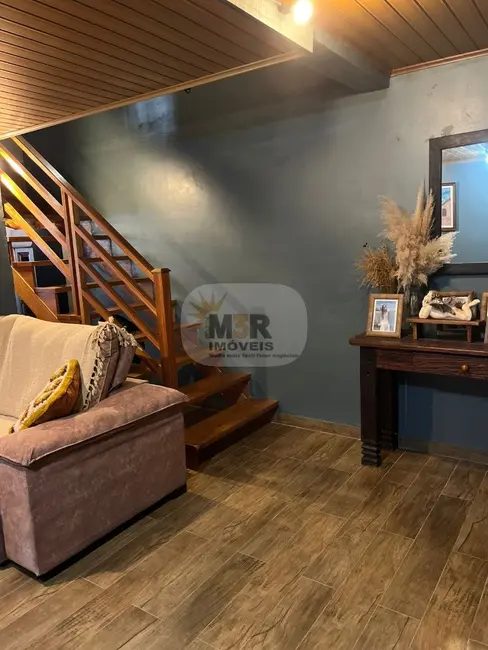 Foto 2 de Casa com 2 quartos à venda, 114m2 em Nova Petropolis - RS