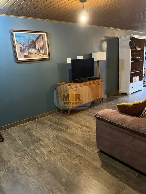 Foto 4 de Casa com 2 quartos à venda, 114m2 em Nova Petropolis - RS