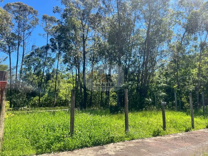 Foto 1 de Terreno / Lote à venda, 682m2 em Nova Petropolis - RS