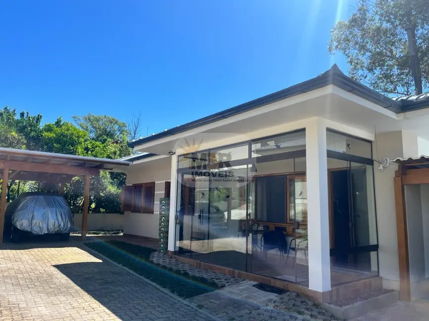 Casa de Condomínio com 3 quartos à venda, 87m2 em Nova Petropolis - RS - imagem 4 Foto 4 de Casa de Condomínio com 3 quartos à venda, 87m2 em Nova Petropolis - RS