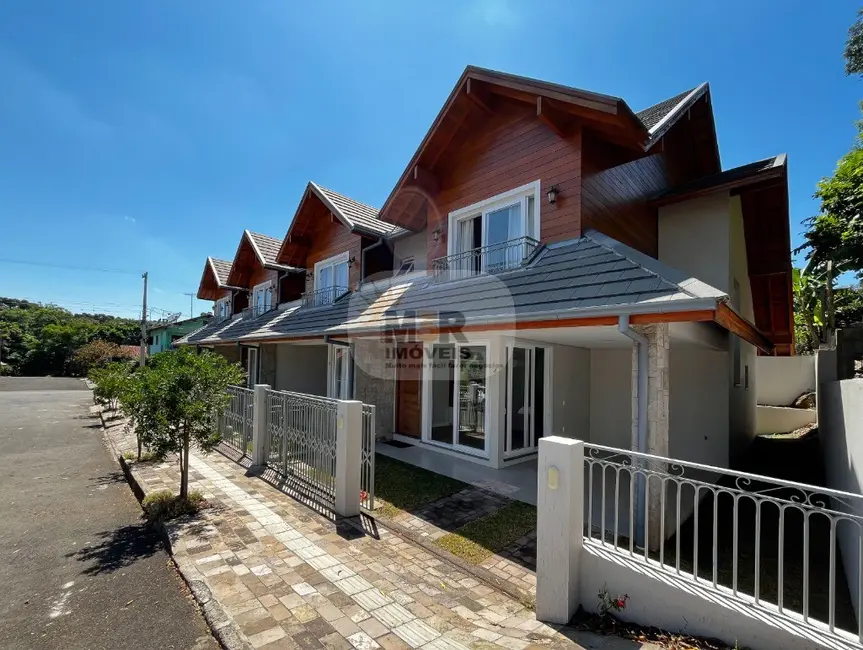 Foto 3 de Casa com 2 quartos à venda, 116m2 em Nova Petropolis - RS