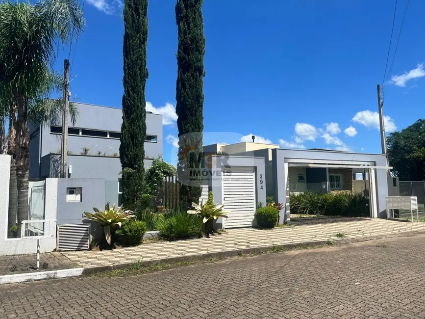 Foto 1 de Casa com 2 quartos à venda, 253m2 em Nova Petropolis - RS