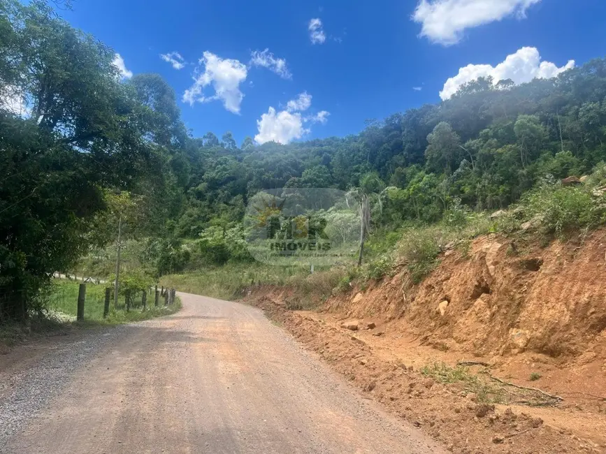 Foto 2 de Terreno / Lote à venda, 435m2 em Nova Petropolis - RS