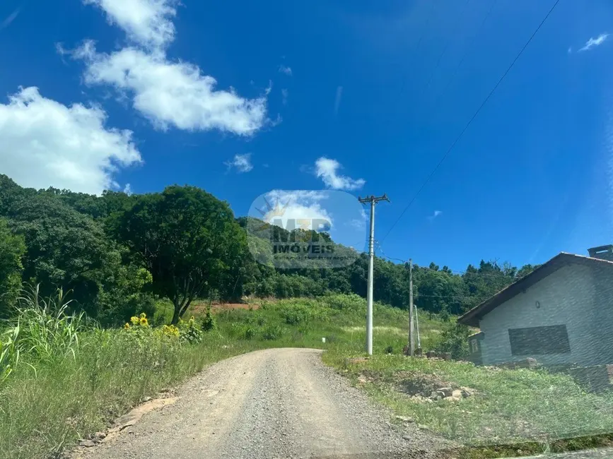 Foto 4 de Terreno / Lote à venda, 682m2 em Nova Petropolis - RS