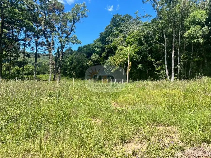 Foto 3 de Terreno / Lote à venda, 682m2 em Nova Petropolis - RS