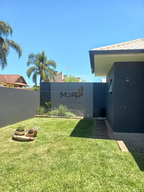 Foto 9 de Casa com 3 quartos à venda, 180m2 em Nova Petropolis - RS