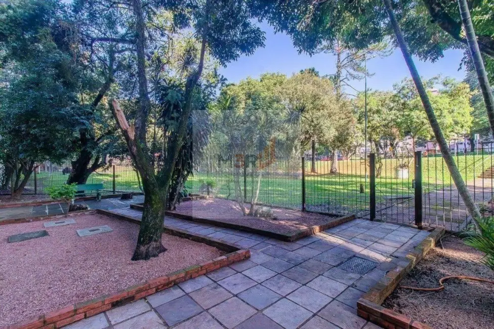 Casa com 4 quartos à venda, 290m2 em Jardim Itu, Porto Alegre - RS - imagem 3 Foto 3 de Casa com 4 quartos à venda, 290m2 em Jardim Itu, Porto Alegre - RS