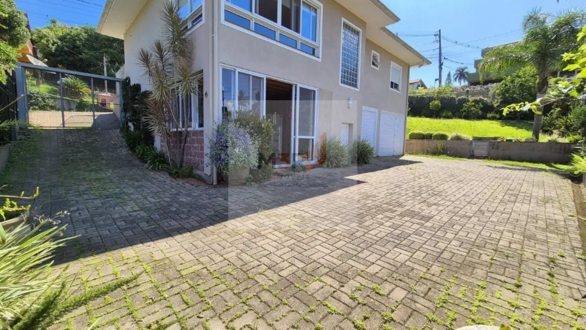 Foto 8 de Casa com 3 quartos à venda, 230m2 em Nova Petropolis - RS