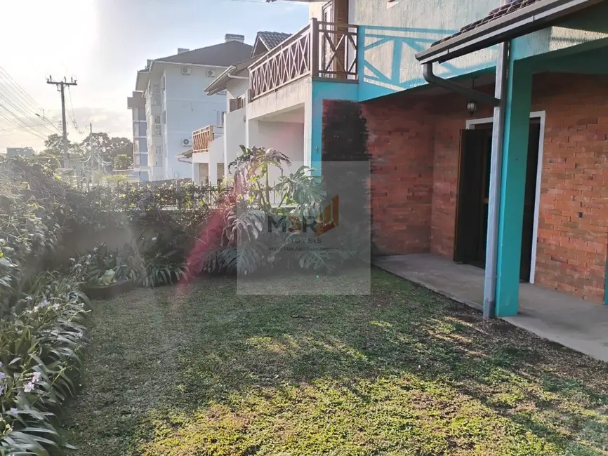 Casa com 2 quartos à venda e para alugar, 106m2 em Nova Petropolis - RS - imagem 3 Foto 3 de Casa com 2 quartos à venda e para alugar, 106m2 em Nova Petropolis - RS