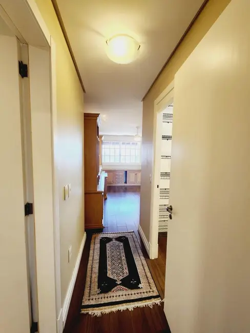 Foto 6 de Casa com 4 quartos à venda, 284m2 em Chácara das Pedras, Porto Alegre - RS