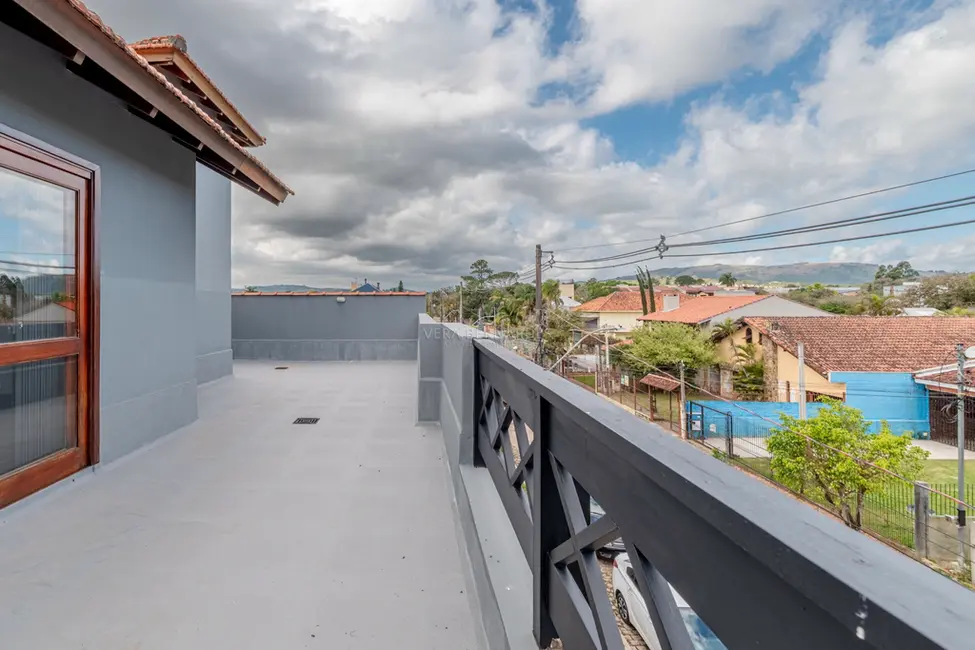 Foto 7 de Casa com 3 quartos à venda, 240m2 em Ipanema, Porto Alegre - RS