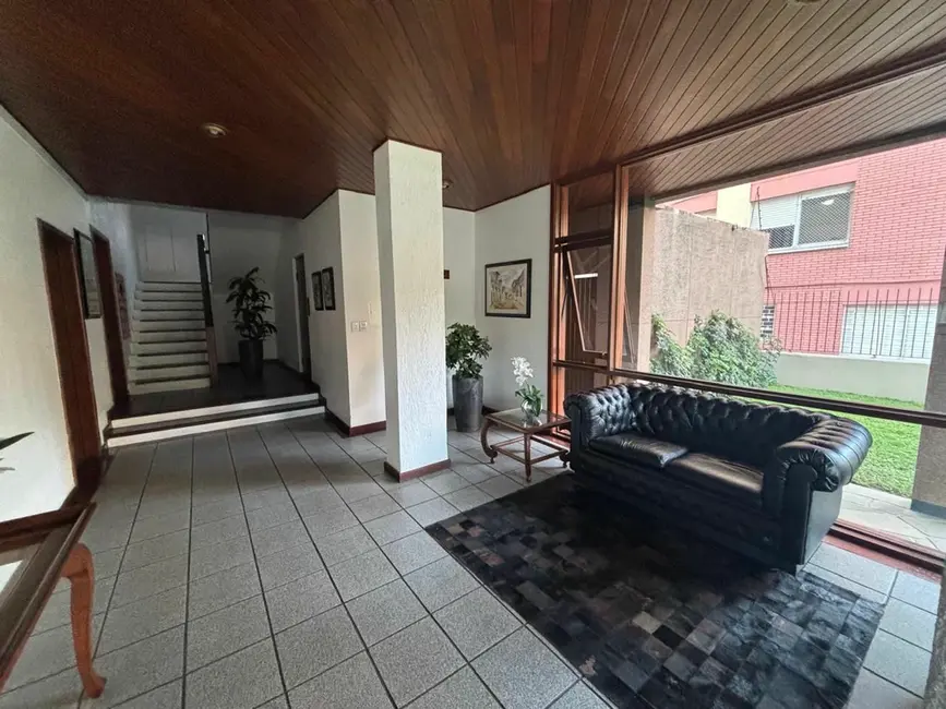 Apartamento com 3 quartos à venda, 148m2 em Mont Serrat, Porto Alegre - RS - imagem 3 Foto 3 de Apartamento com 3 quartos à venda, 148m2 em Mont Serrat, Porto Alegre - RS